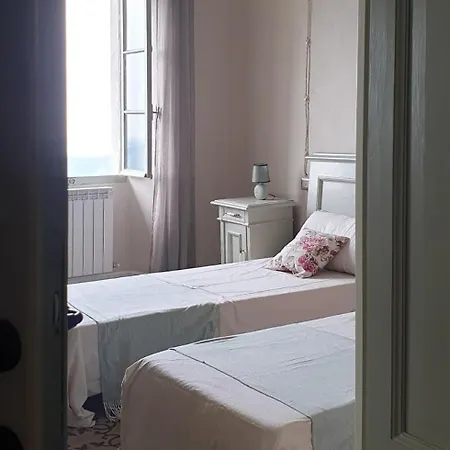 Oreste, 4 Bedroom Period With View