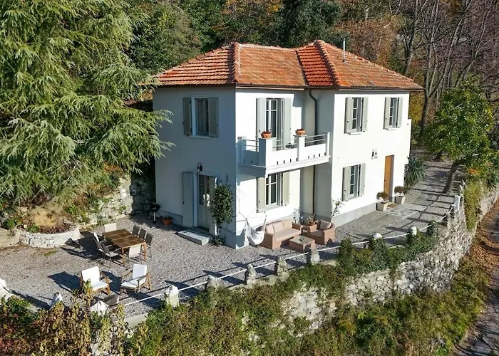 Holiday home Oreste, 4 Bedroom Period With View