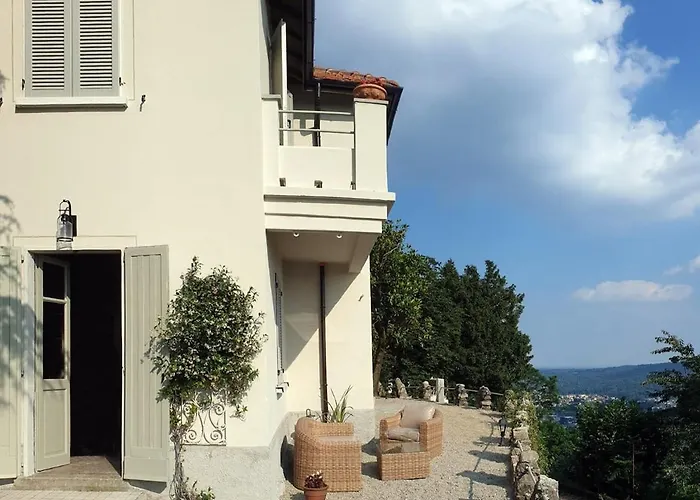 Holiday home Oreste, 4 Bedroom Period With View Como