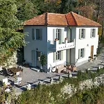 Дом отдыха Oreste, 4 Bedroom Period With View