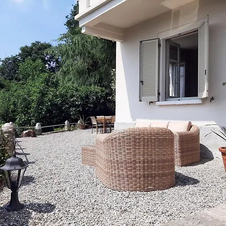 Oreste, 4 Bedroom Period With View 度假居