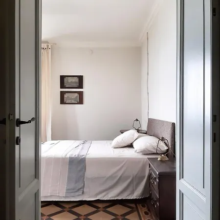 別荘 Oreste, 4 Bedroom Period With View コモ