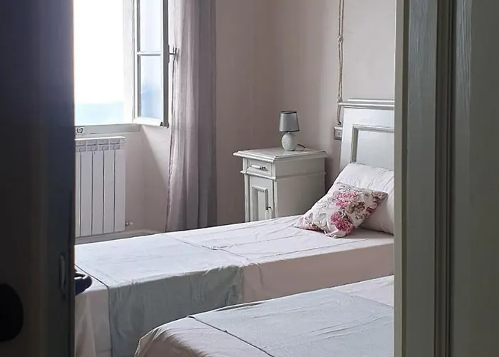 Oreste, 4 Bedroom Period With View