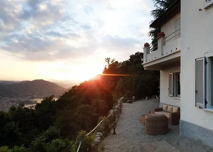 度假居 Oreste, 4 Bedroom Period With View *