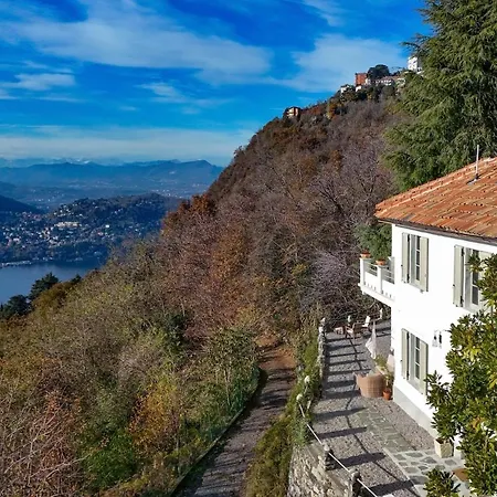 Oreste, 4 Bedroom Period With View Semesterbostad Como