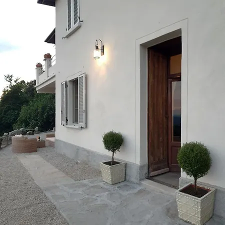 Oreste, 4 Bedroom Period With View *