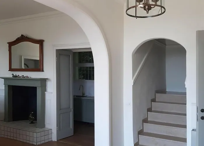 Prázdninový dům Oreste, 4 Bedroom Period With View