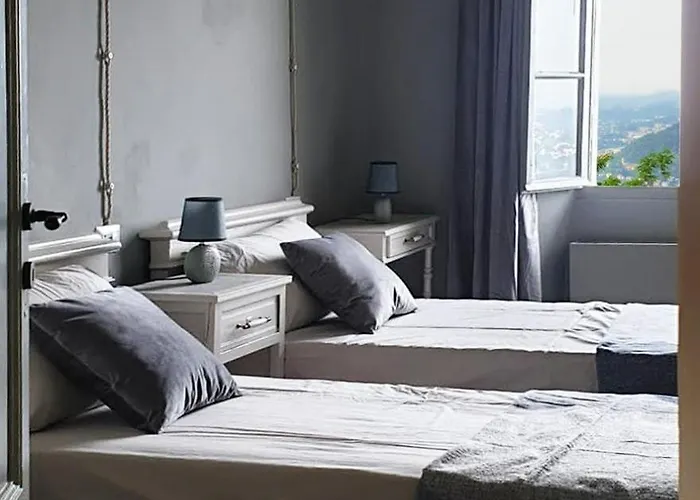 Oreste, 4 Bedroom Period With View Como